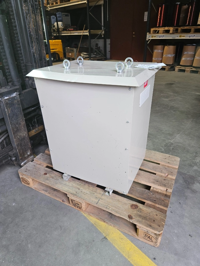 3-040-700630 / 63kVA